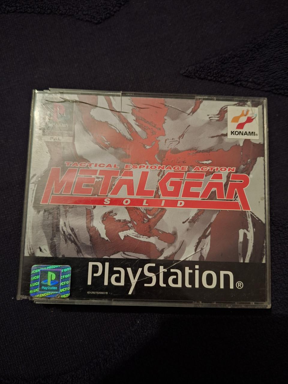 PS1 Metal Gear Solid