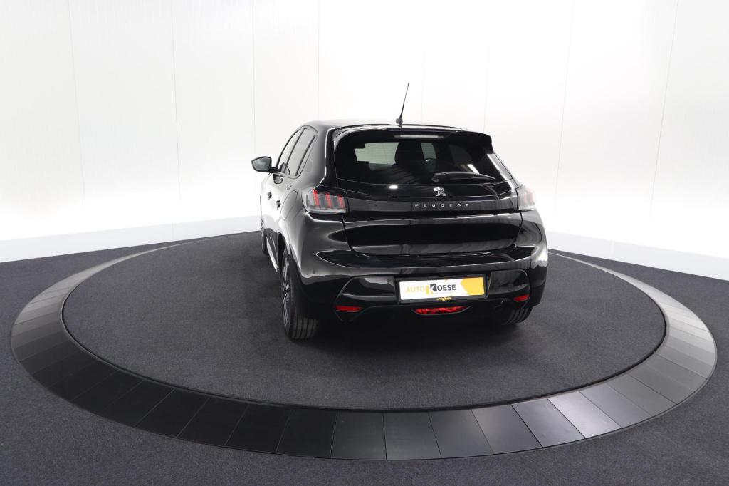 Peugeot 208 puretech 100 eat8 allure | camera | navigatie | apple carplay |