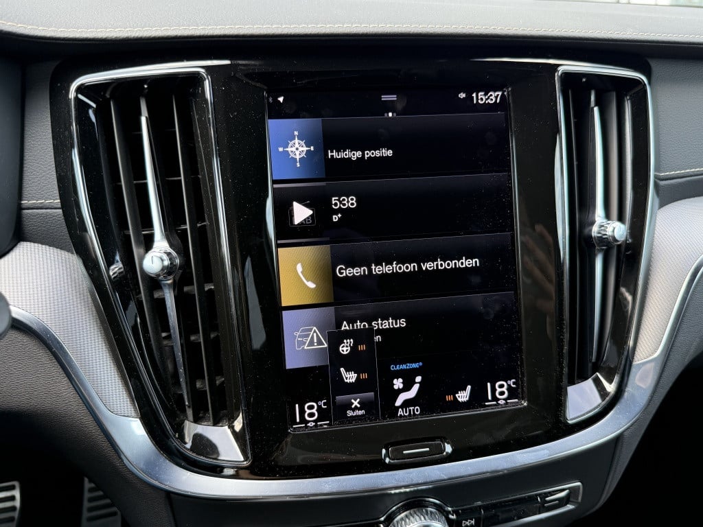 Volvo V60 t6 340pk recharge r-design| panodak| adap.cruise| 360 camera