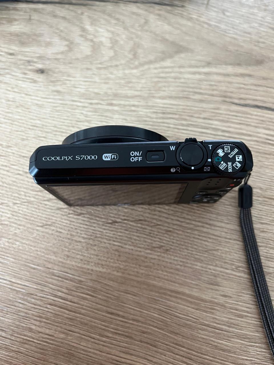 Nikon Coolpix S7000 black 8GB <verkocht>