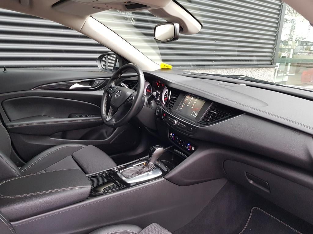 Opel Insignia sports tourer innovation 1.5 turbo 165pk