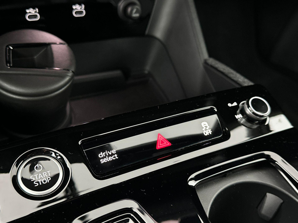 Audi Q6 E-tron s edition e-tron perf 225kw/306pk 100kwh hatchback