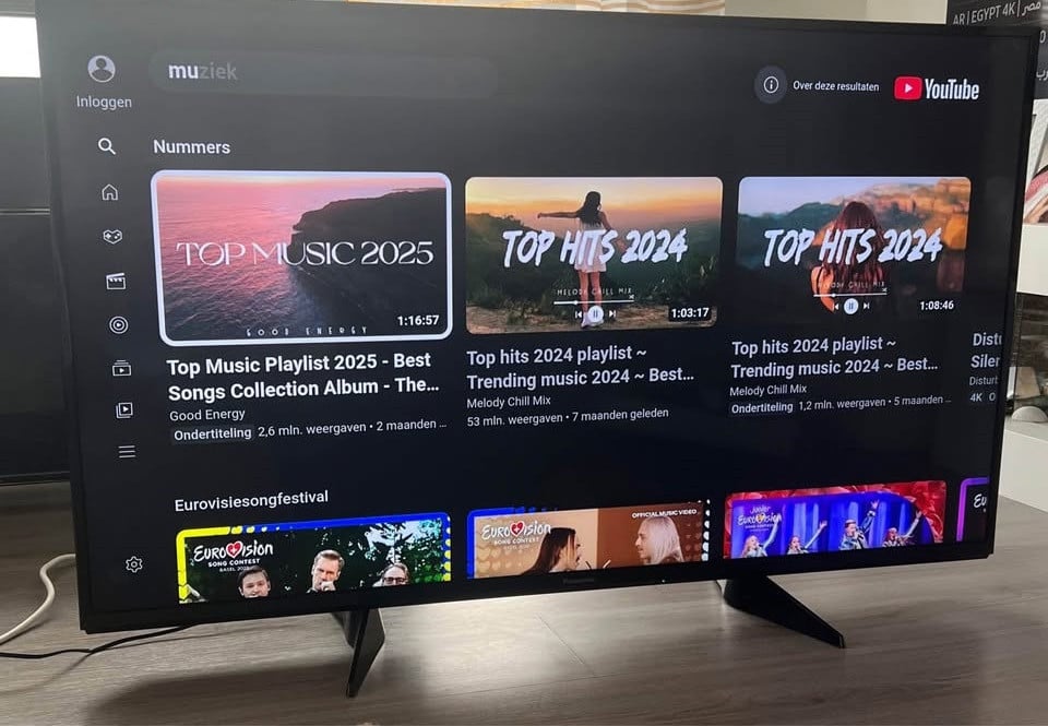 Panasonic Viera SMART ULTRA 4K UHD 49" inch-125 cm TV