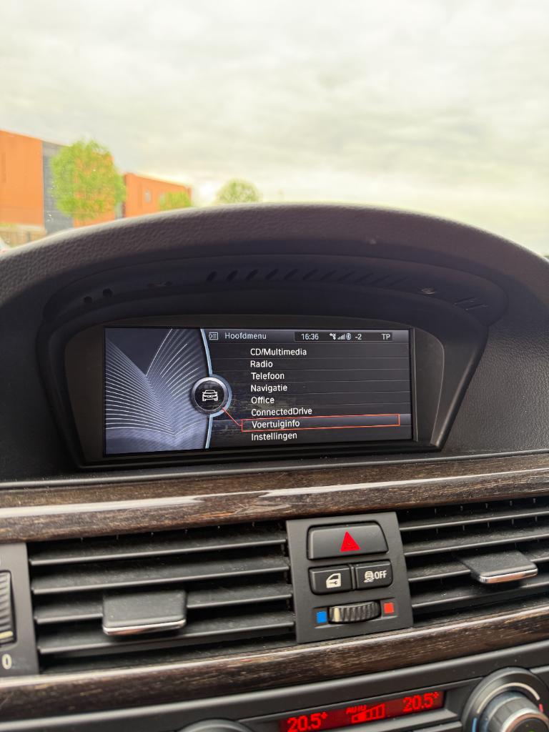 BMW 3-serie e92 320i corporate lease mineralgrey edition