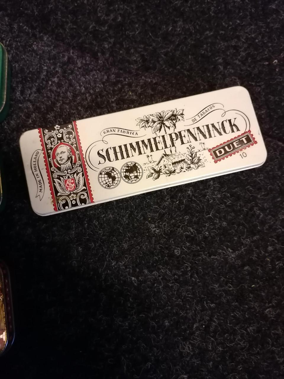 Verzameling oude blikjes