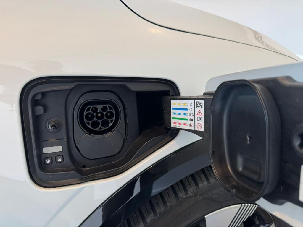 Renault Megane E-tech ev40 boost charge equilibre