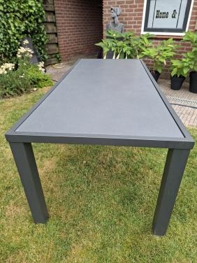 Luxe tuintafel 6-8 personen