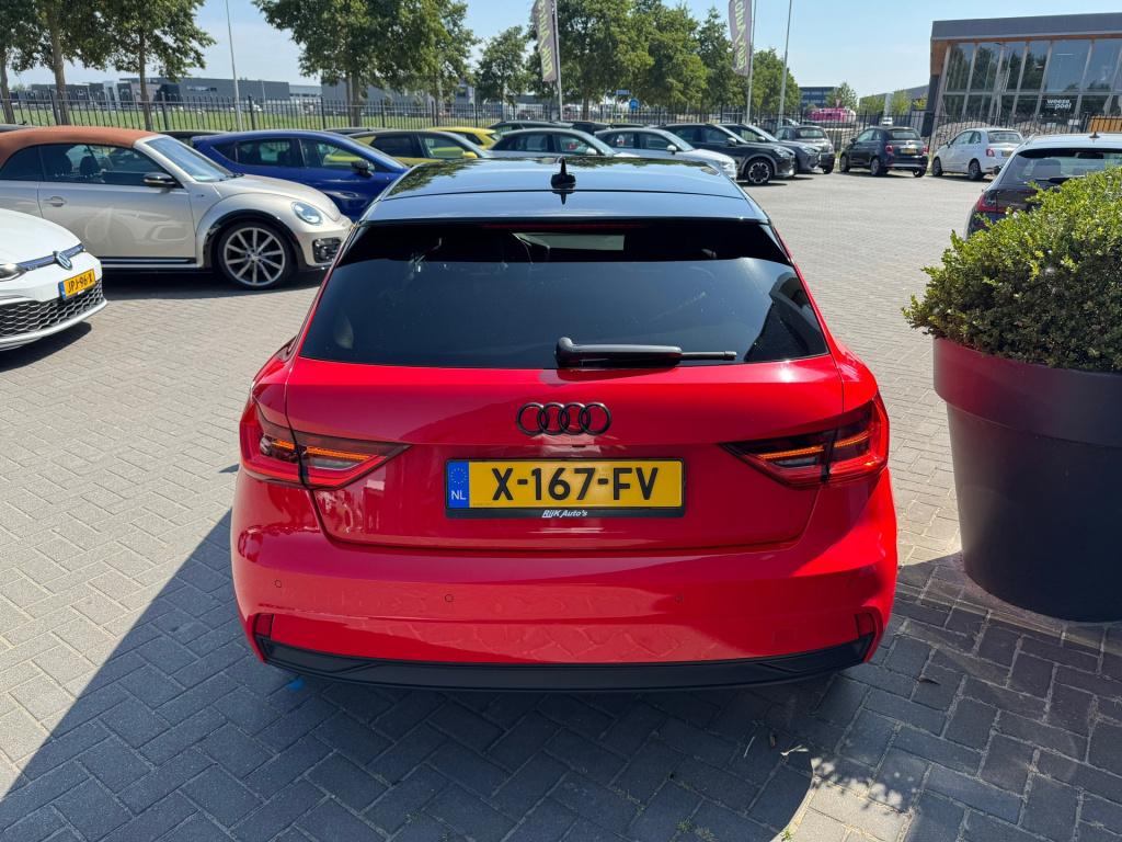 Audi A1 Sportback 30 tfsi s line * matrix led * carplay * cruise control * 