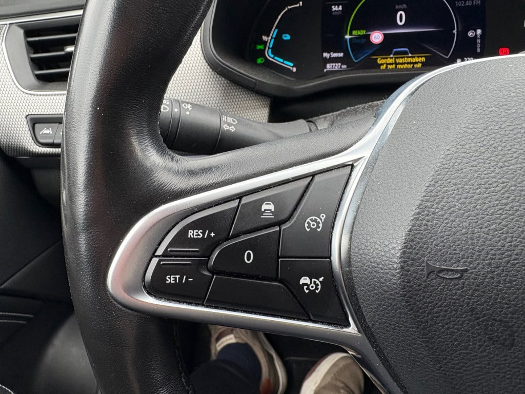Renault Arkana 1.6 e-tech hybrid 145 intens