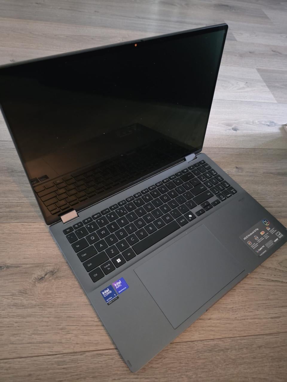 ASUS Vivobook 16 Flip OLED