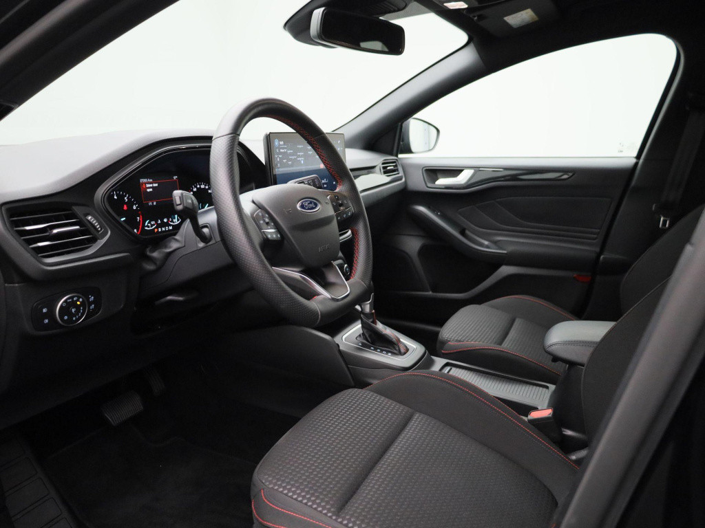 Ford Focus st line | automaat | climate control | cruise control | winterpa