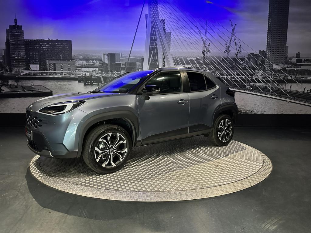 Toyota Yaris Cross 1.5 hybrid 130 dynamic *facelift*nieuw*direct beschikbaa