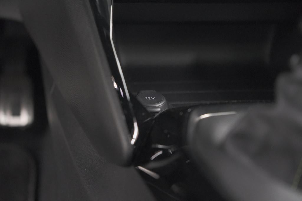 Peugeot 2008 puretech 130 gt pack | panoramadak | camera | adaptieve cruise