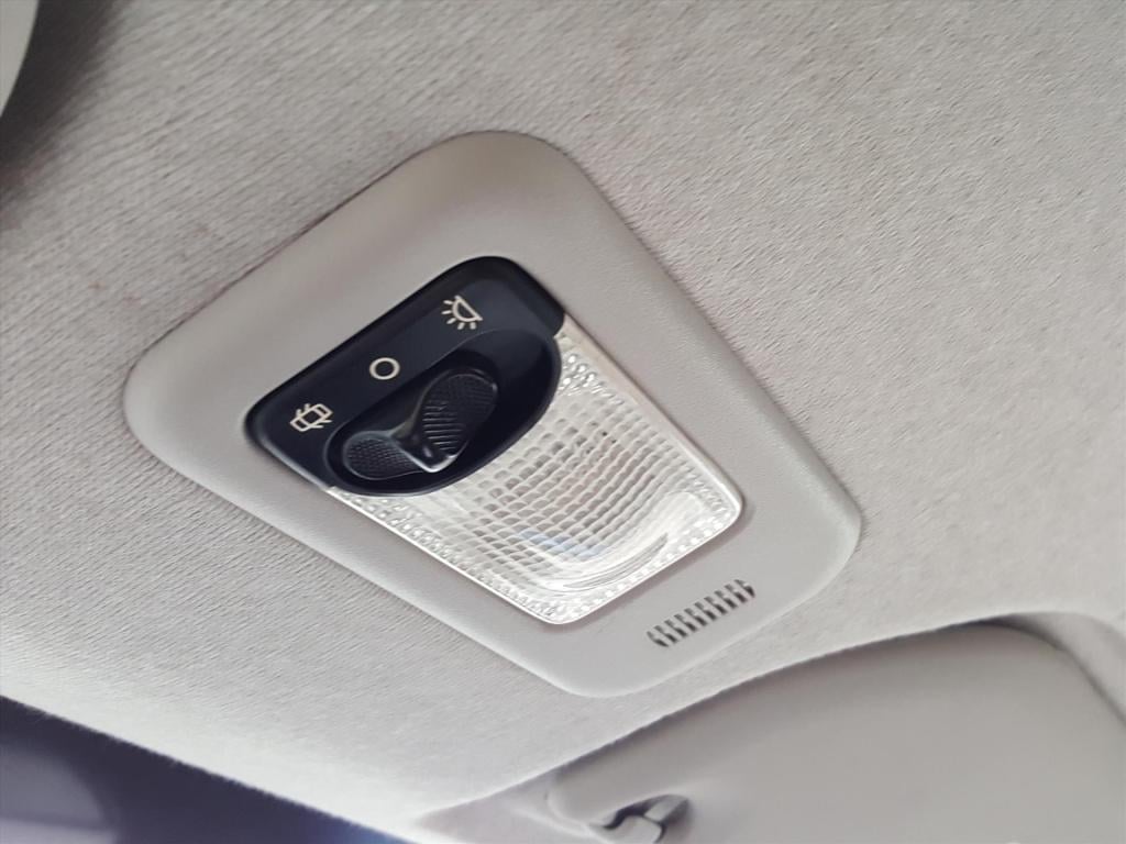 Peugeot 107 1.0 68pk 3d access pack accent airco | bluetooth bellen | afnee