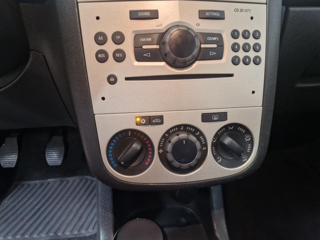 Opel Corsa 1.2-16v enjoy