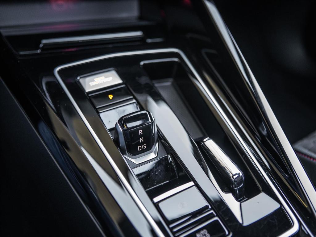 Volkswagen Golf 2.0 tsi 300pk 7-dsg gti clubsport automaat | panoramadak | 