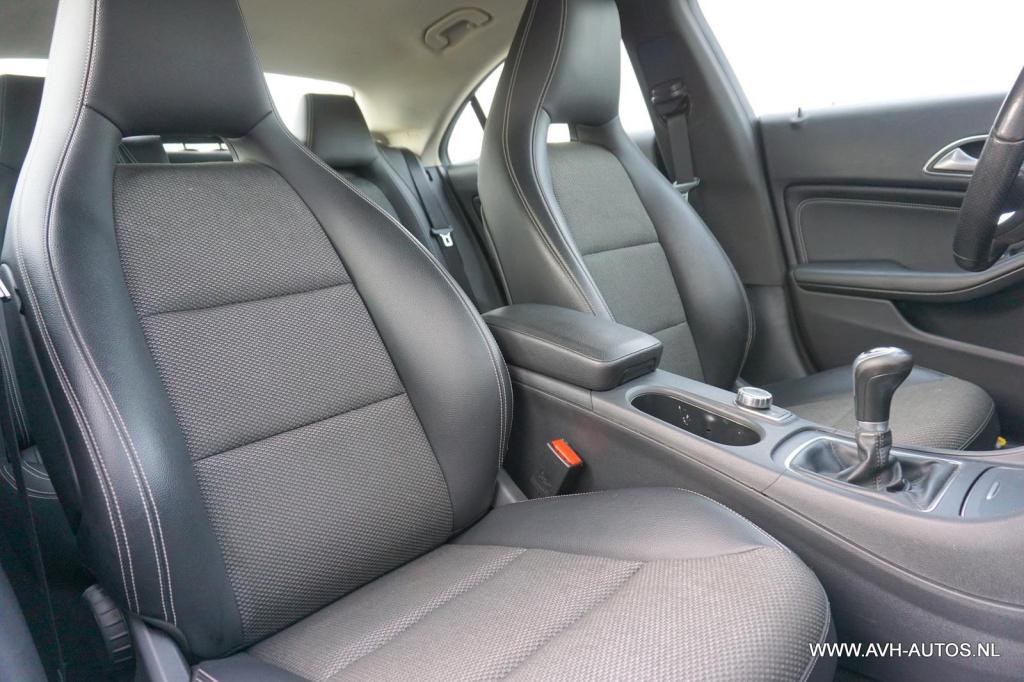 Mercedes-Benz Cla 180 ambition