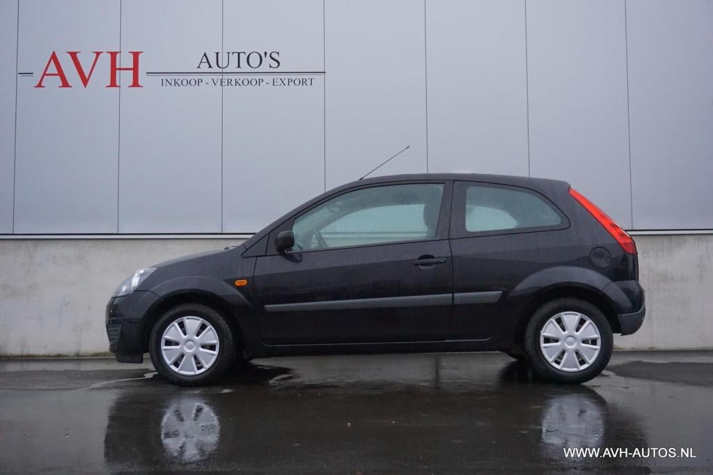 Ford Fiesta 1.3-8v cool & sound