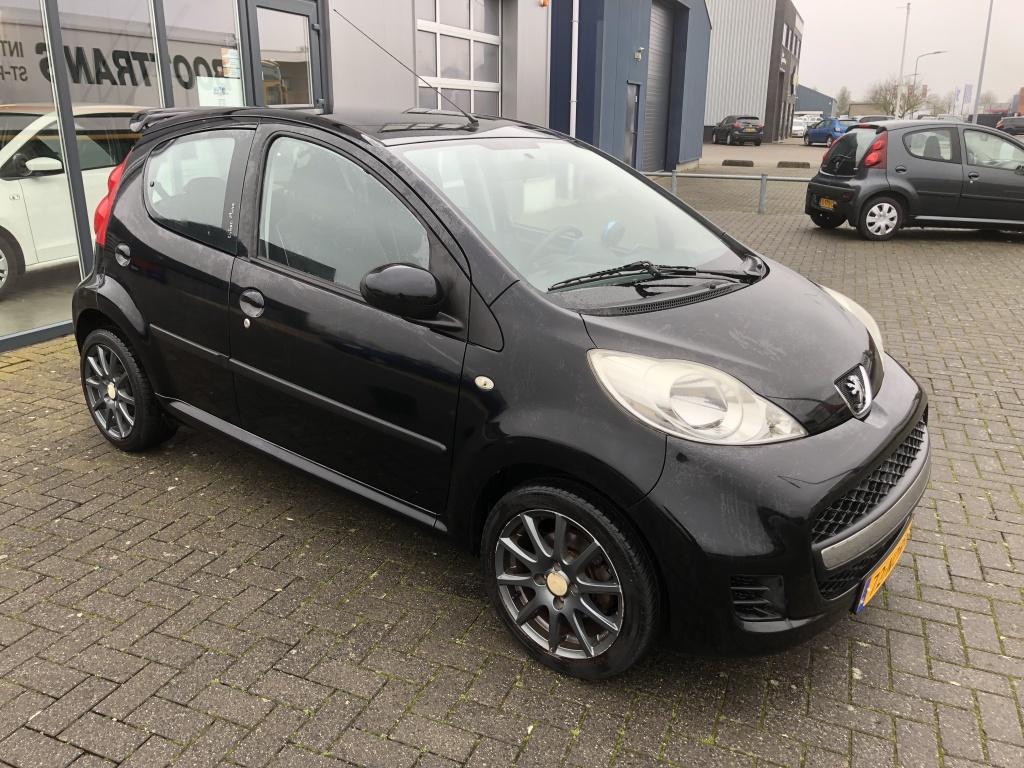 Peugeot 107 1.0-12v urban move 1e eigenaar