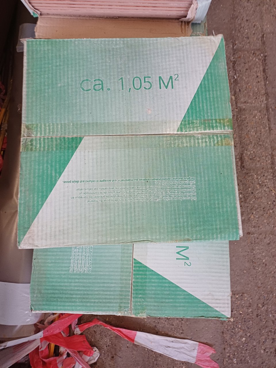 Te koop 18 vierkantemeter vloertegels