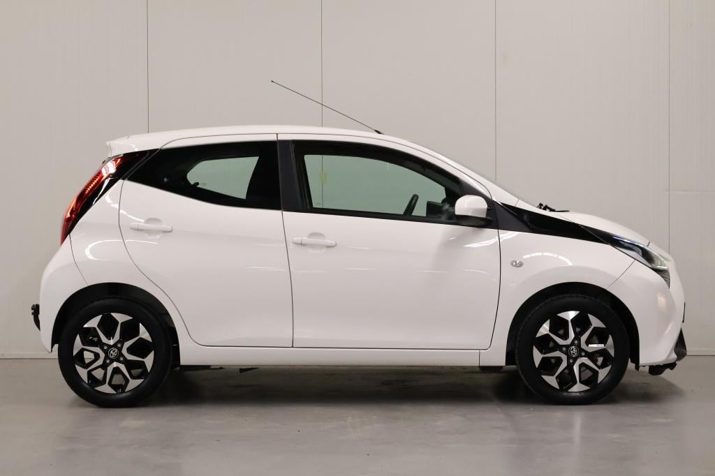 Toyota Aygo 1.0 vvt-i x-joy automaat