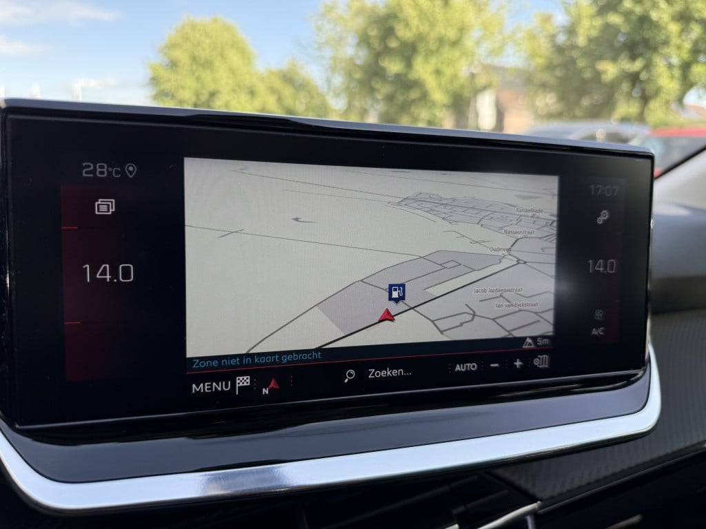 Peugeot 208 1.2 tubo 101pk allure // 3d cockpit //