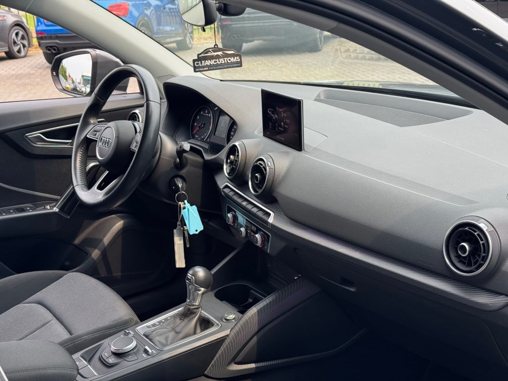 Audi Q2 1.4 tfsi cod * carplay * sfeerverlichting * stoelverwarming