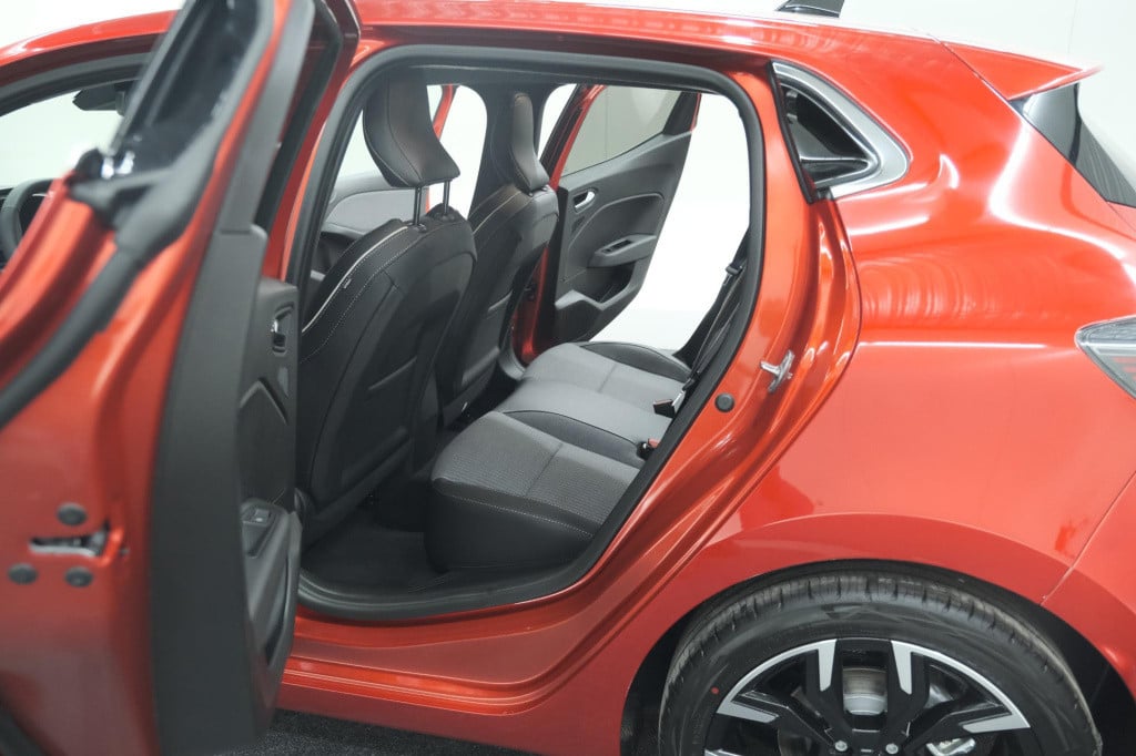 Renault Clio 1.6 e-tech full hybrid 145 techno | 360 camera | bose audio | 