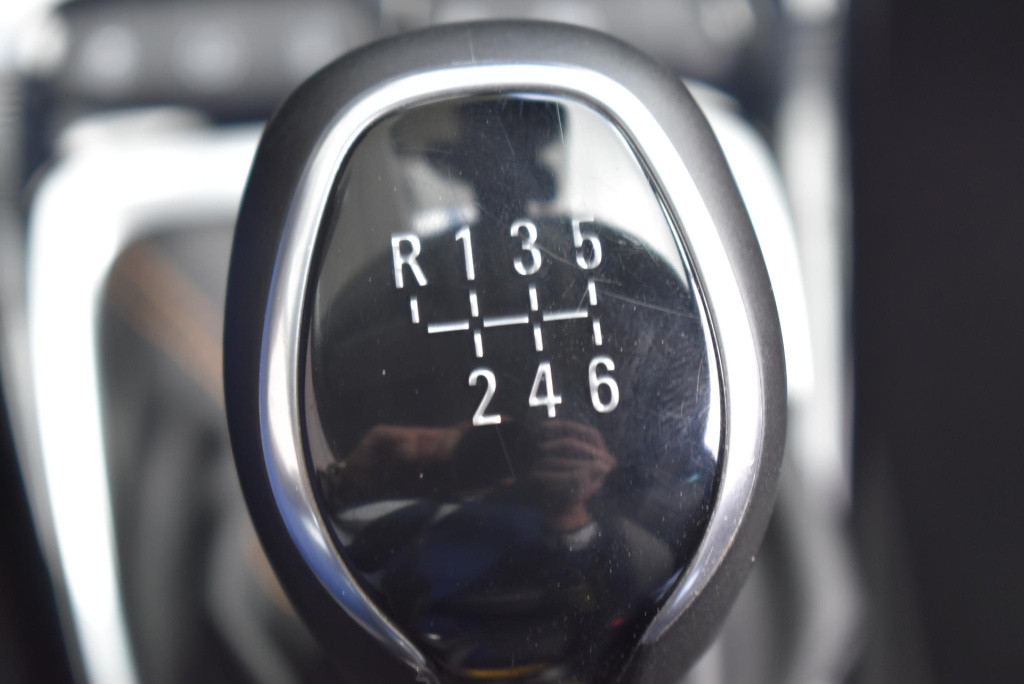 Opel Crossland X 1.2 turbo innovation | winterpakket | lmv | navi |