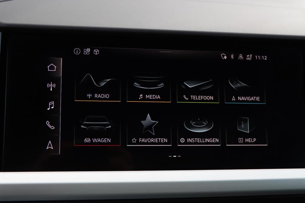 Audi Q4 E-tron 40 advanced edition 82 kwh 204pk | soh 98,2% |