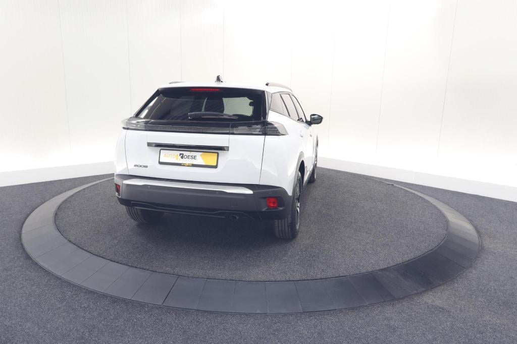 Peugeot 2008 puretech 100 allure | camera | navigatie | parkeersensoren | a
