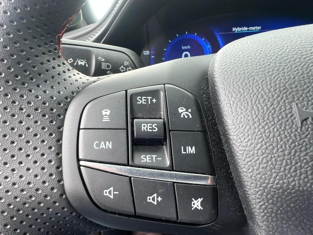 Ford Puma 1.0i ecoboost hybrid 155pk st-line x , panodak , 19inch , winterp