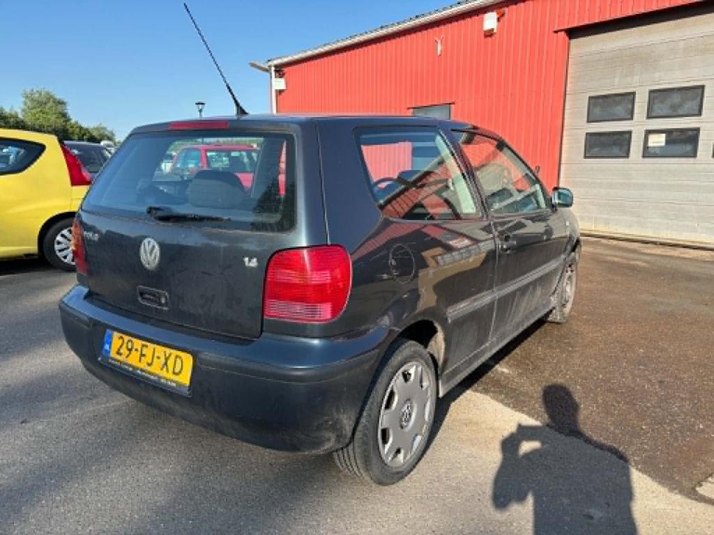 Volkswagen Polo 1.4-16v trendline