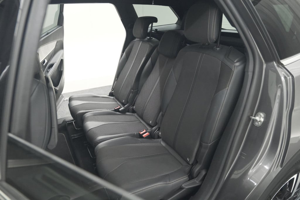 Peugeot 5008 puretech 130 gt | camera | adaptieve cruise control | dodehoek