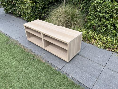 TV meubel Ikea Besta