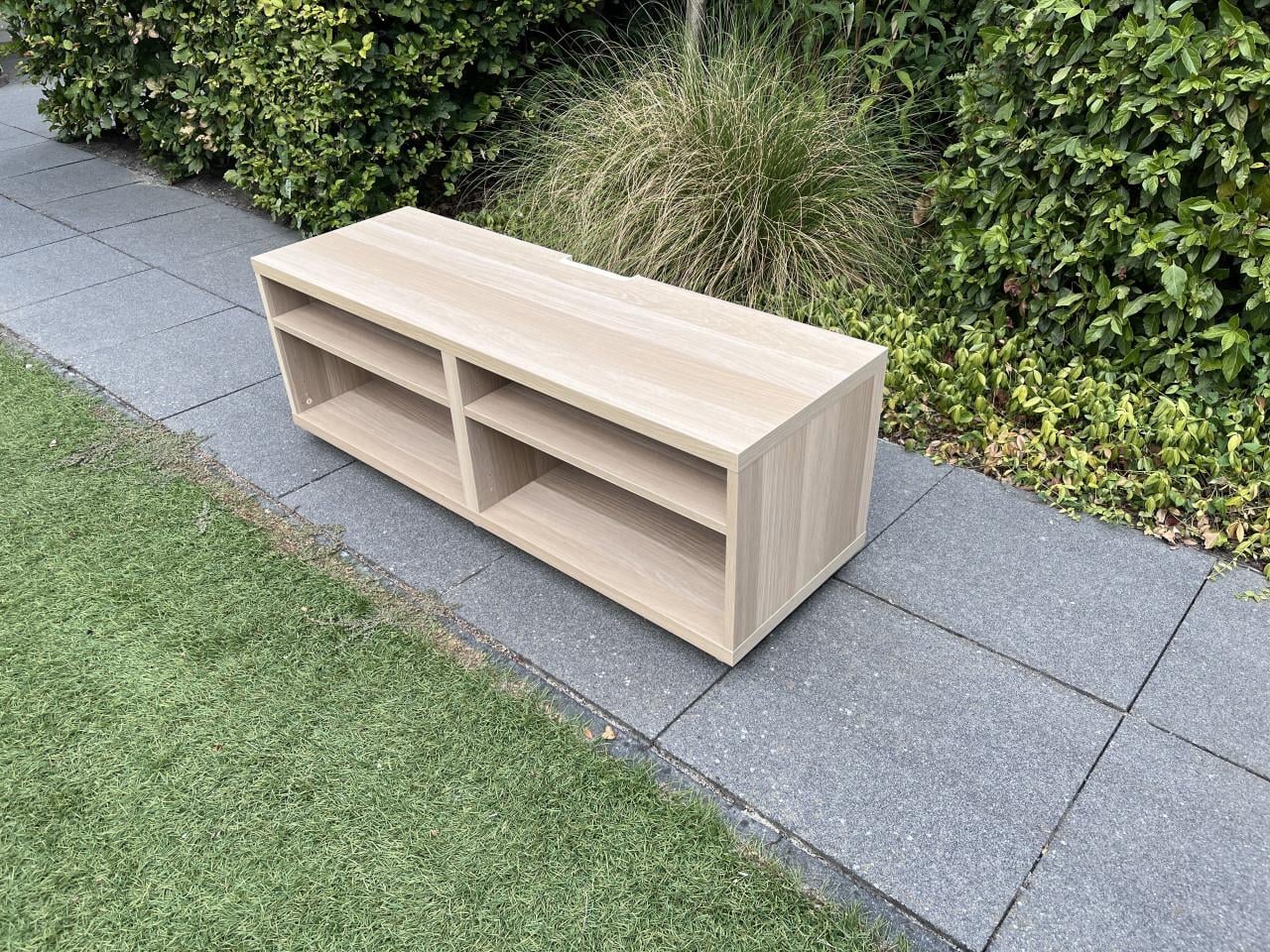 TV meubel Ikea Besta