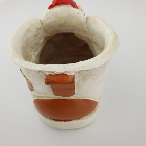 Planten pot kabouter op schoen