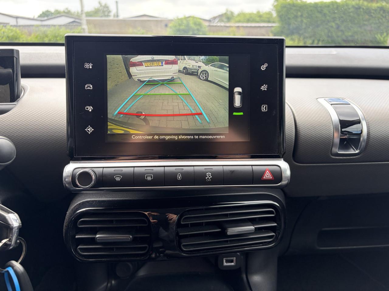Citroen C4 Cactus 1.2 PureTech Shine Airco Navigatie Camera PDC CCT