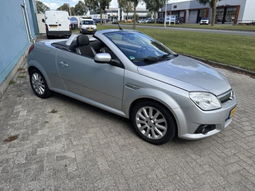 Leuke Opel Tigra Cabriolet 2010