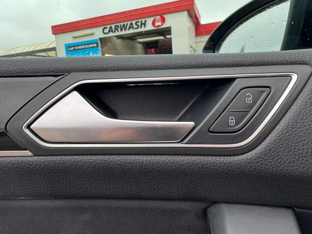 Volkswagen Touran 1.5 tsi highline 7p