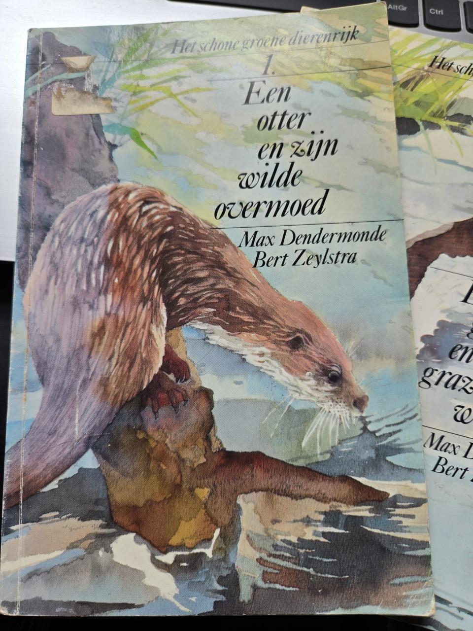 Drie deeltjes uit de boekenreeks "Het schone groene dierenrijk"