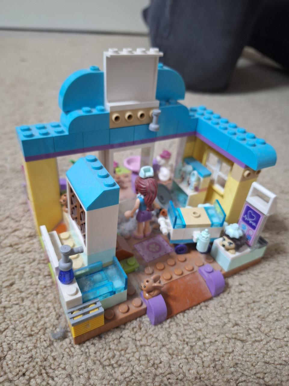 Lego Friends 10728, Juniors - Mia's Dierenkliniek, Leeftijd 4-7