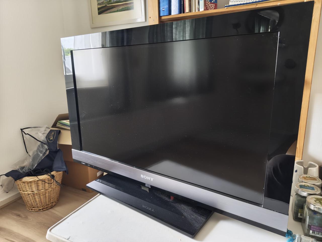 Sony LCD TV