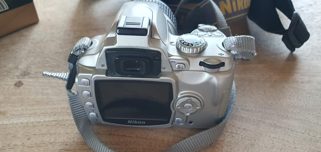 Nikon D 40