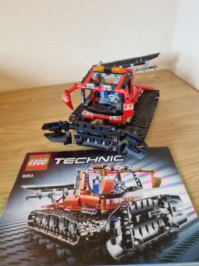 Technisch lego met beschrijving