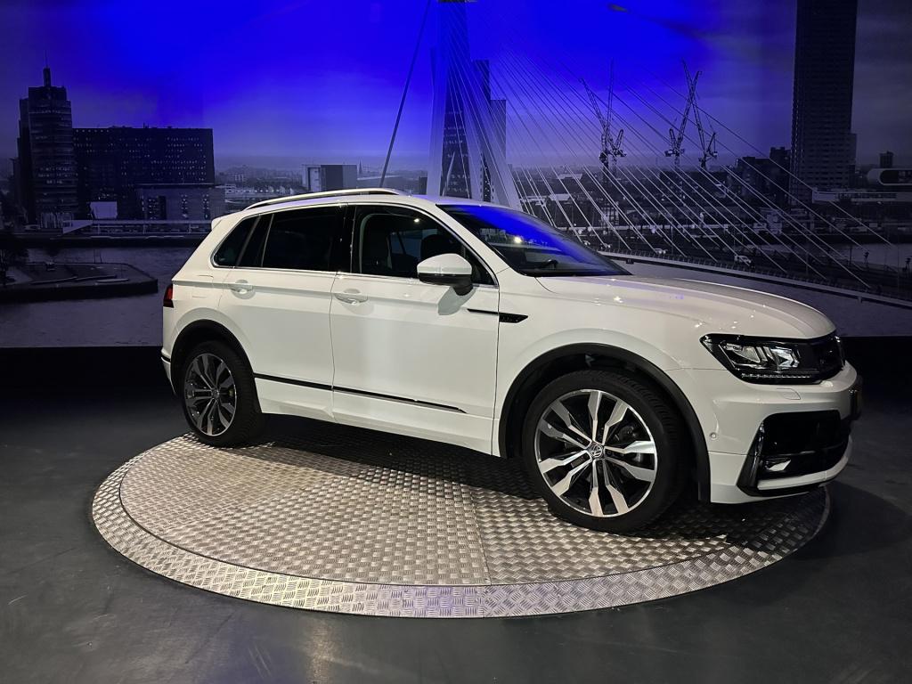 Volkswagen Tiguan 2.0 tsi 4motion highline business r *360camera*appconnect