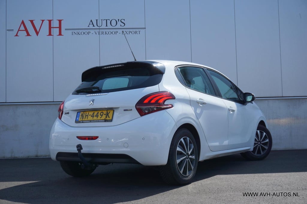 Peugeot 208 1.2 puretech blue lion