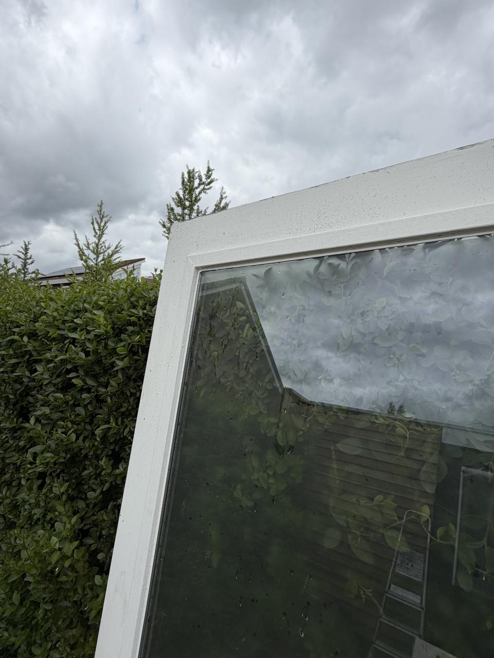 Hard houten deur met dubbelglas
