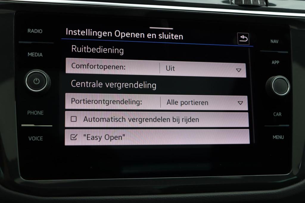 Volkswagen Tiguan 1.4 tsi ehybrid r-line business+ 245pk dsg6 | soh 90% |