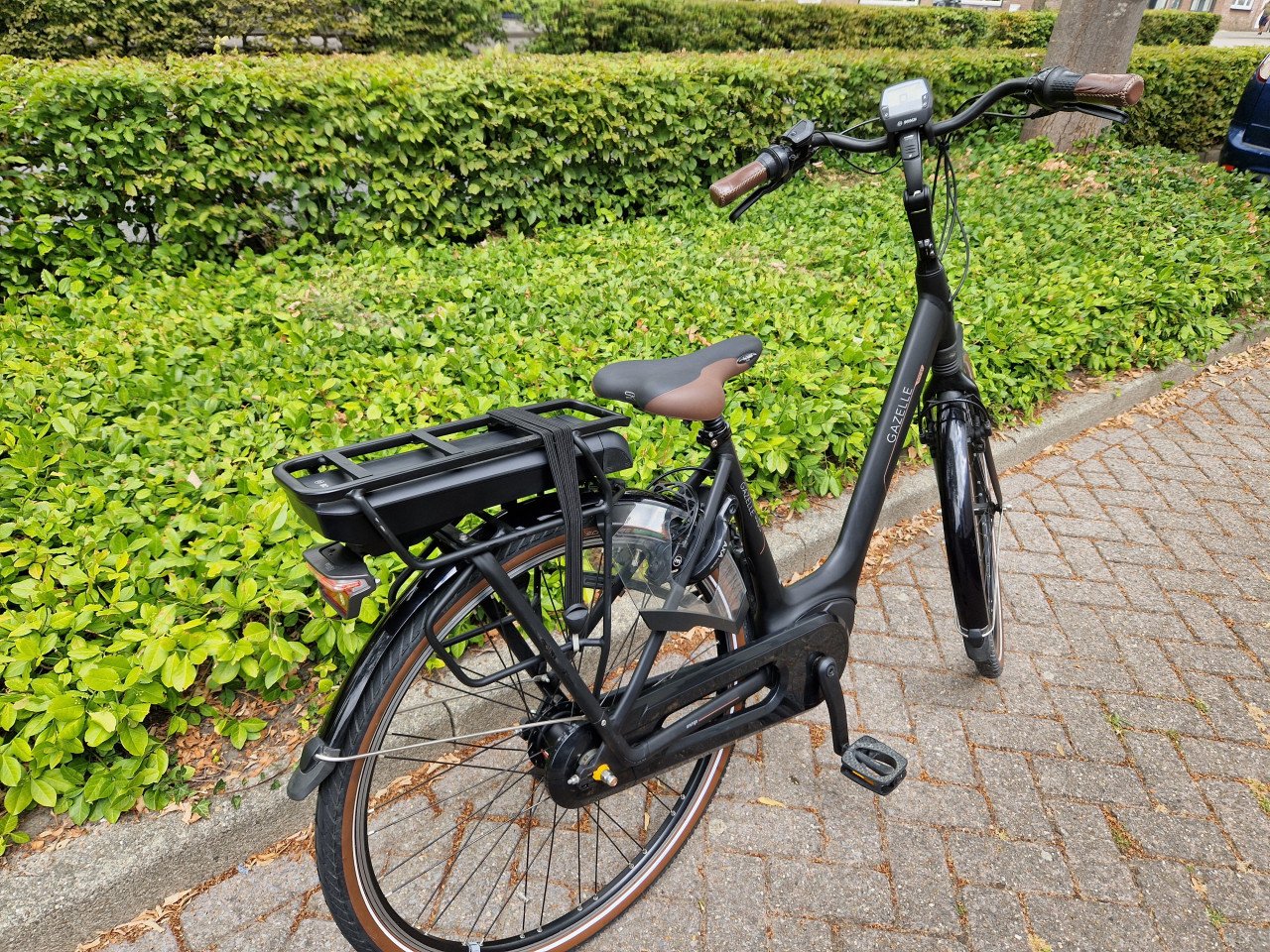 Zo goed als nieuwe Gazelle met Bosch middenmotor